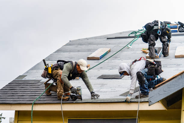 Professional Gutter Installation technician working in Tracy, CA